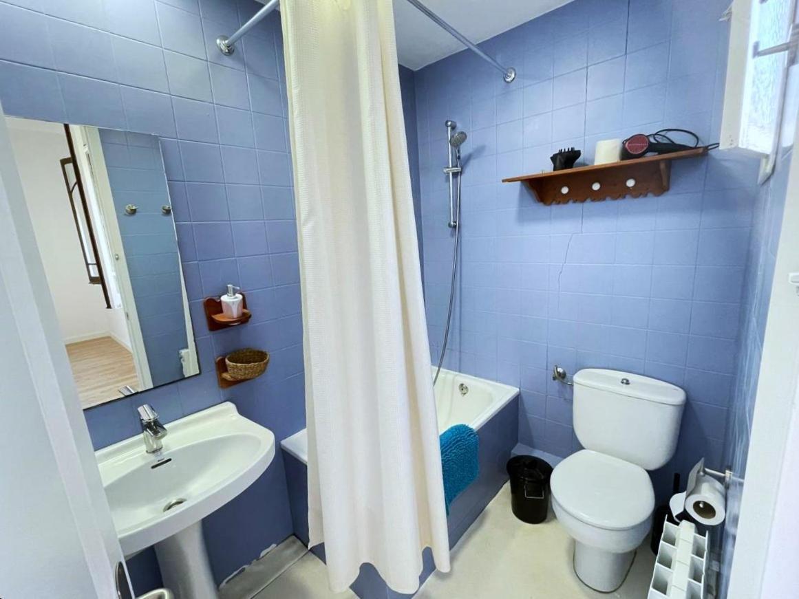 Flor Habitaciones Барселона Екстериор снимка