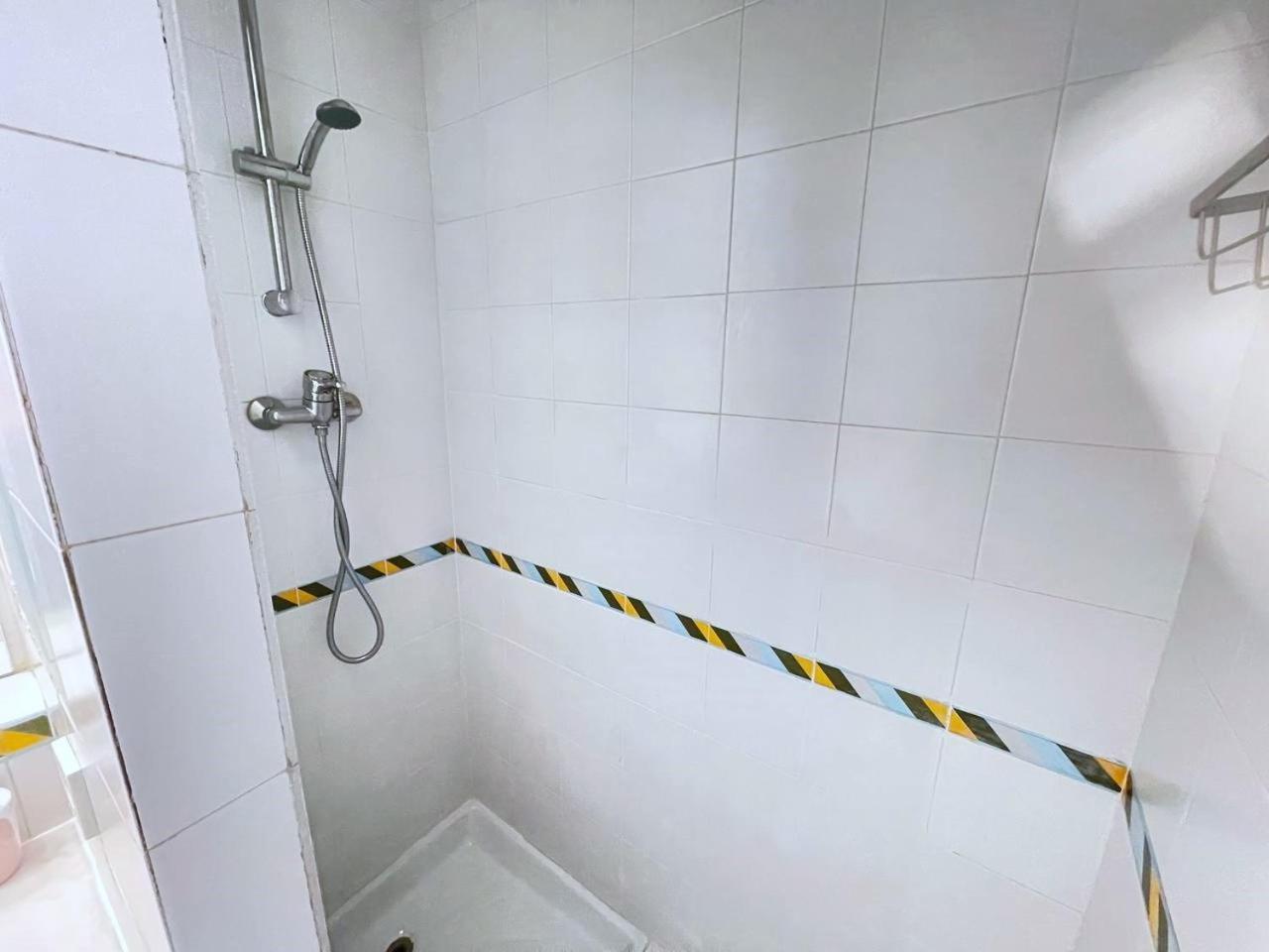 Flor Habitaciones Барселона Екстериор снимка